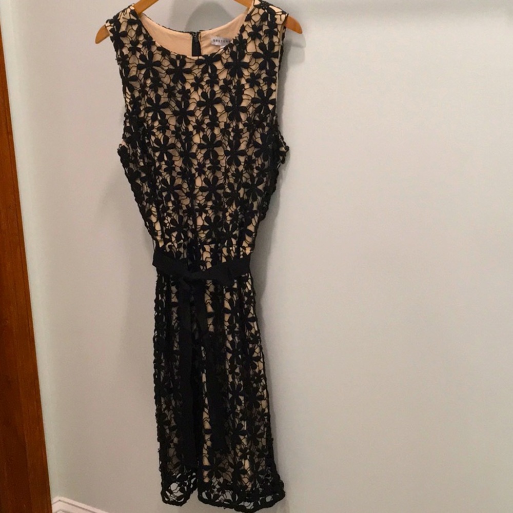 Beautiful Gretchen Scott Daisy Chain Dress